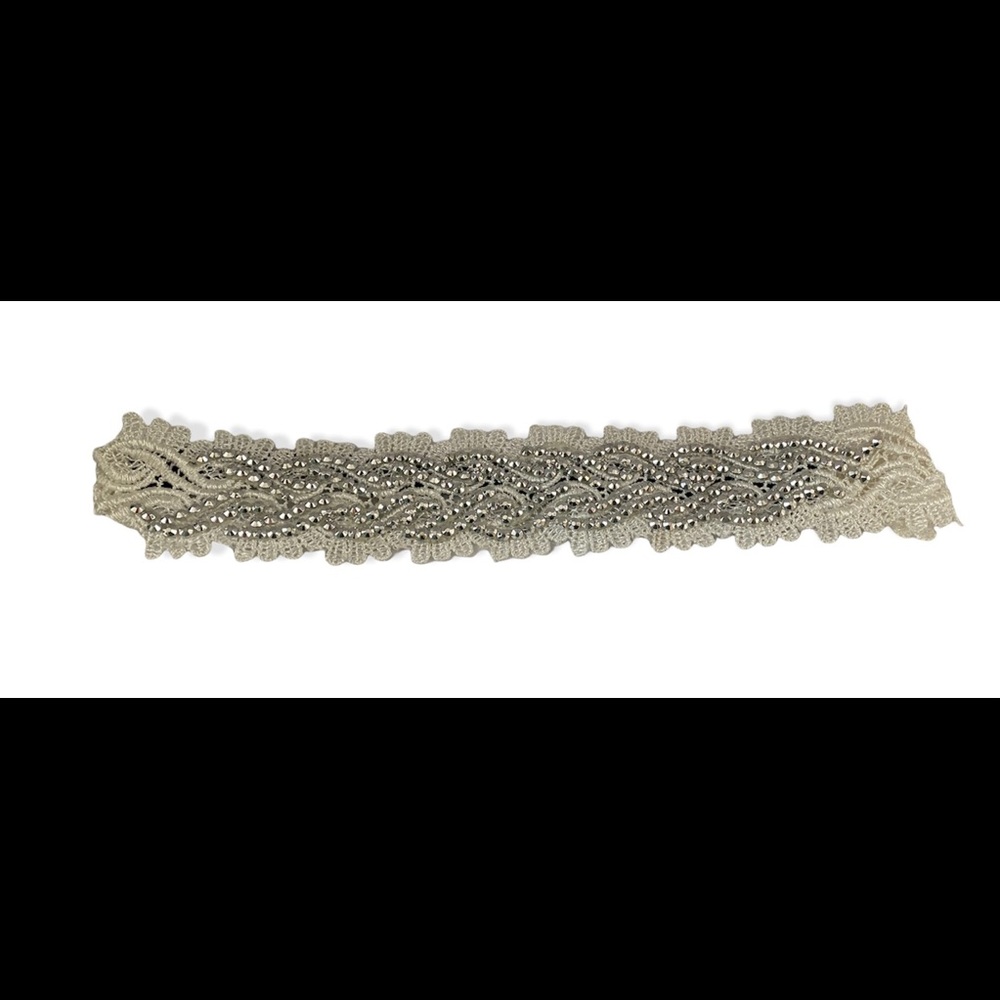Stretchy bedazzled lace headband